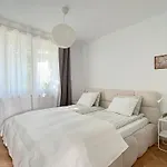 Cozy 10 Minutes To Wawel Castle Appartamento *