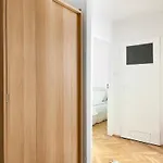 Appartamento Cozy 10 Minutes To Wawel Castle Cracovia