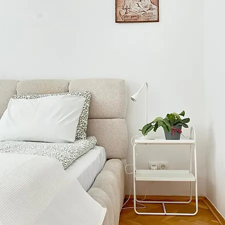 Cozy 10 Minutes To Wawel Castle Apartment Krakau