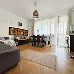 Cozy 10 Minutes To Wawel Castle *