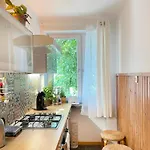 Cozy 10 Minutes To Wawel Castle Cracovia