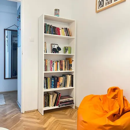 Cozy 10 Minutes To Wawel Castle Apartment